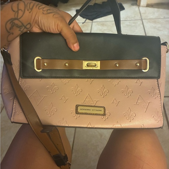 Adrienne Vittadini Black and Pink Satchel - Picture 1 of 3